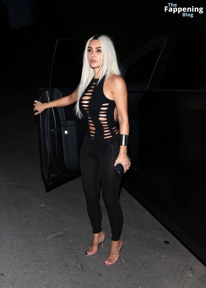 Kim Kardashian Looks Stunning in Black in Beverly Hills (14 Photos) - #5