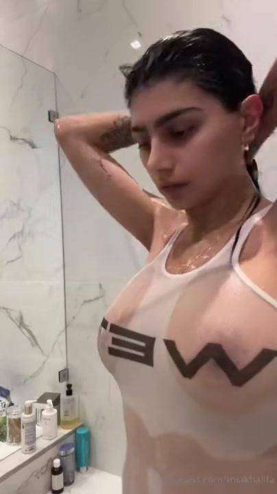 Mia Khalifa Nude Wet Tank Top OnlyFans Video Leaked - #11