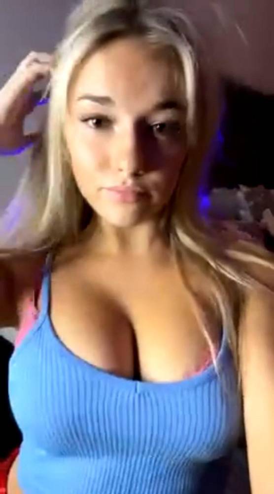 Breckie Hill Tank Top Tease OnlyFans Video Leaked - #4