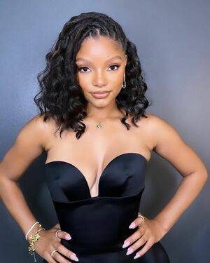 Halle Bailey / HalleBailey / Little Mermaid / chloebaileyyy Nude Leaks - #25