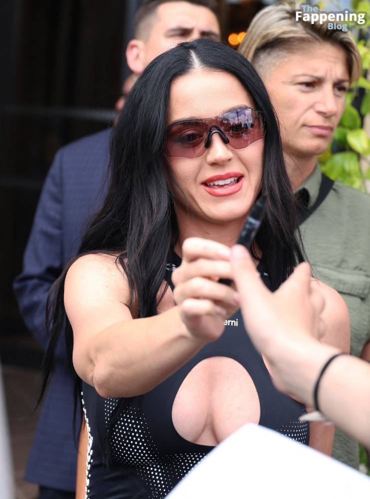 Katy Perry Shows Off Her Sexy Tits in Paris (45 Photos) - #9