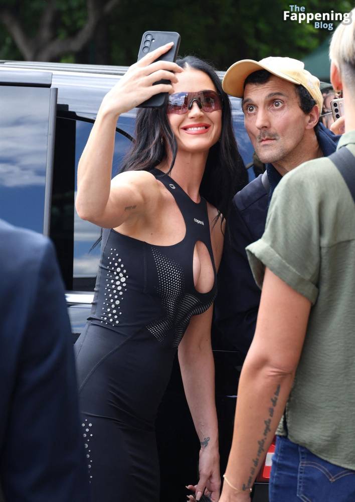 Katy Perry Shows Off Her Sexy Tits in Paris (45 Photos) - #19