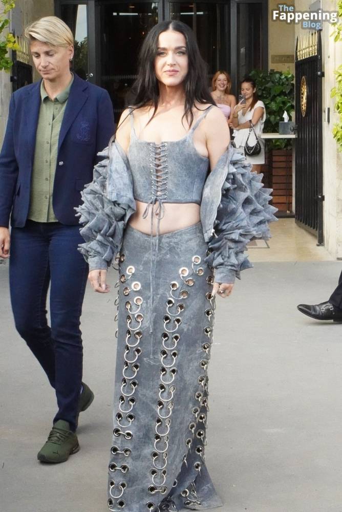Braless Katy Perry Leaves Crillon Hotel For Dinner in Paris (120 Photos) - #21
