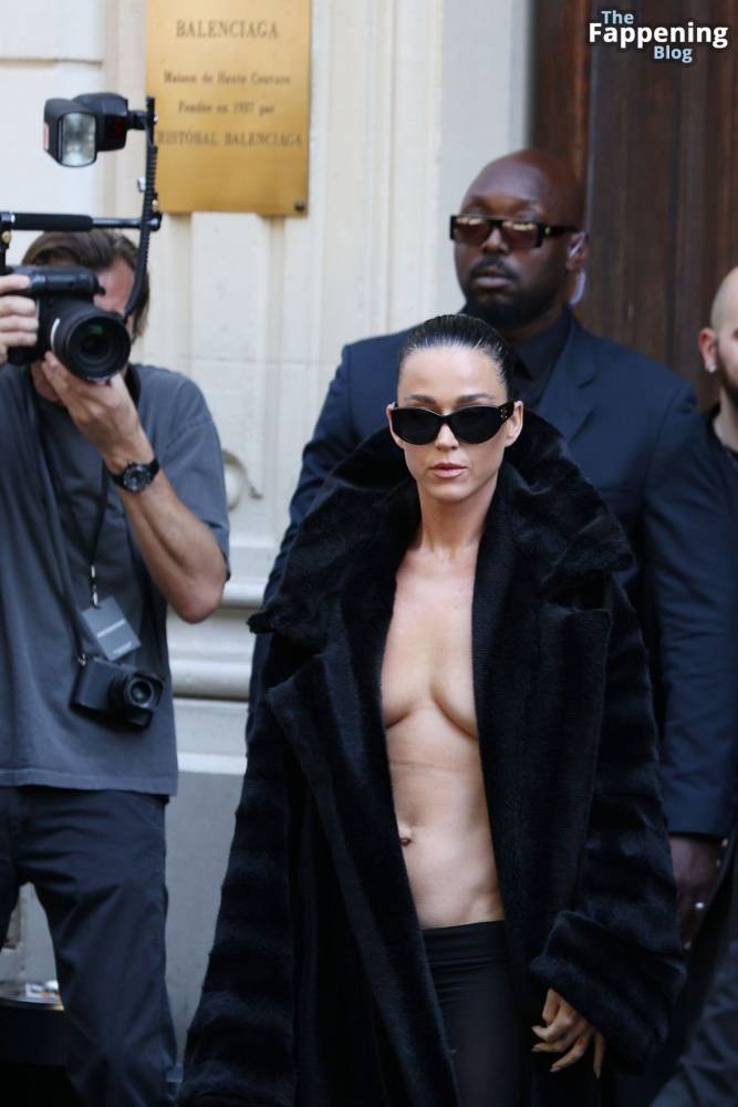 Katy Perry Displays Her Sexy Tits in Paris (78 Photos) - #19
