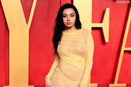 Charli XCX / charli_xcx / charlignarly Nude Leaks - #25