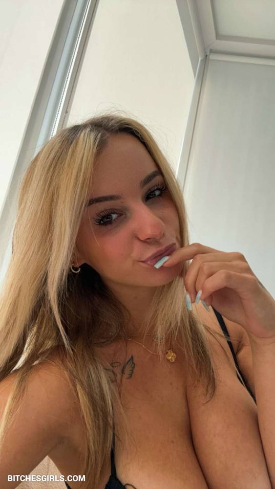 Kaitlyn Krems Nude Tiktok - Kaitlyn Krems. Onlyfans Leaked Nude Photos - #13