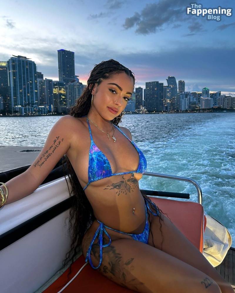 Malu Trevejo Displays Her Sexy Boobs in a Bikini (8 Photos) - #4