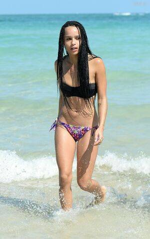 Zoë Kravitz / zoeisabellakravitz Nude Leaks - Fapello - #15