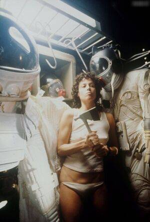 Sigourney Weaver / official_sigourneyweaver Nude Leaks - Fapello - #25