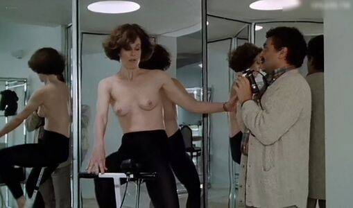 Sigourney Weaver / official_sigourneyweaver Nude Leaks - Fapello - #8