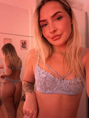 valee_122 / valee_secret Nude Leaks - #15