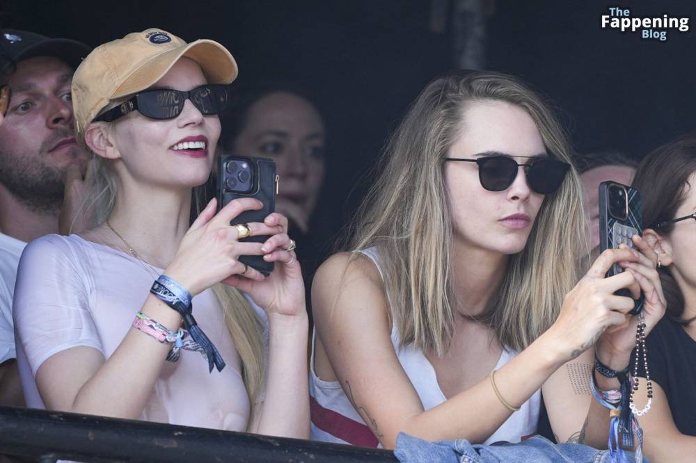 Anya Taylor-Joy Stuns in a Wet T-Shirt at Glastonbury Festival (27 Photos) - #5