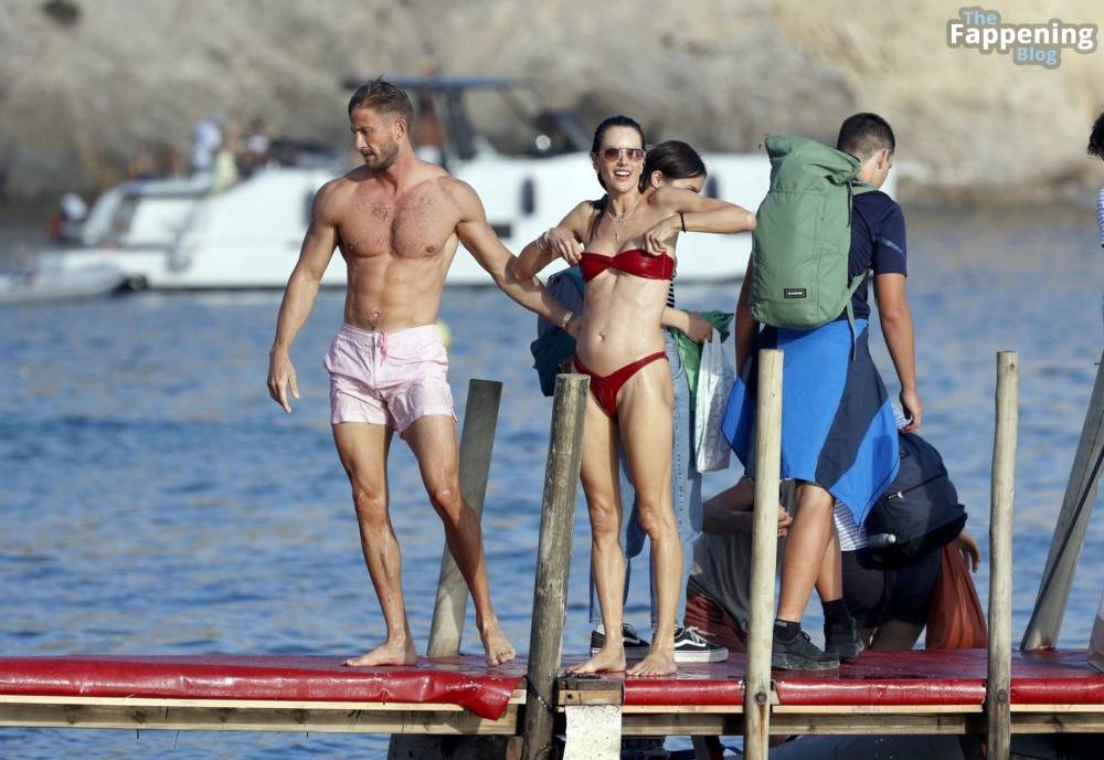 Alessandra Ambrosio is Seen with Alexander Smurfit Enjoying a Swim Together in Ibiza (39 Photos) - #38