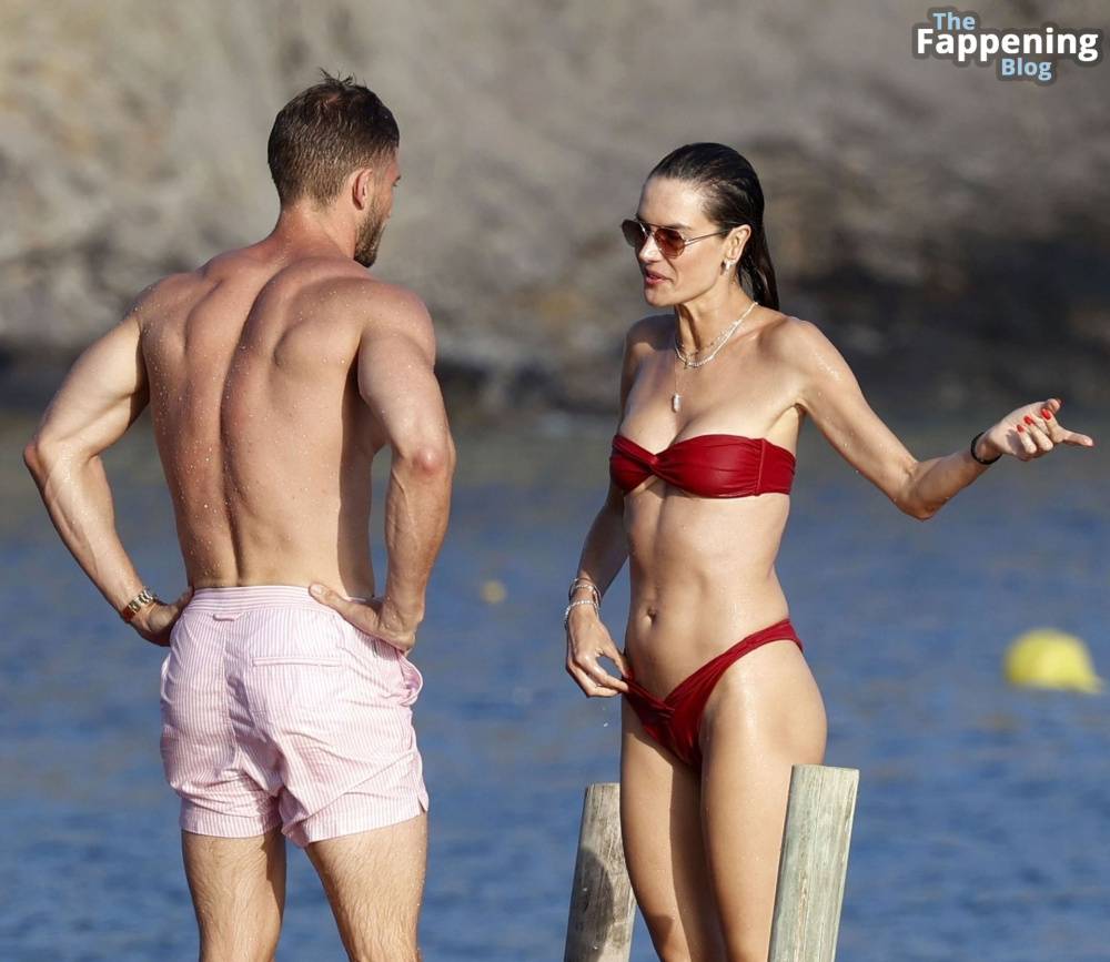 Alessandra Ambrosio is Seen with Alexander Smurfit Enjoying a Swim Together in Ibiza (39 Photos) - #17