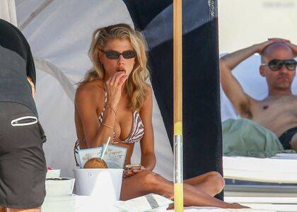 Char_mck / Charlotte McKinney / charlottemckinney Nude Leaks - #3