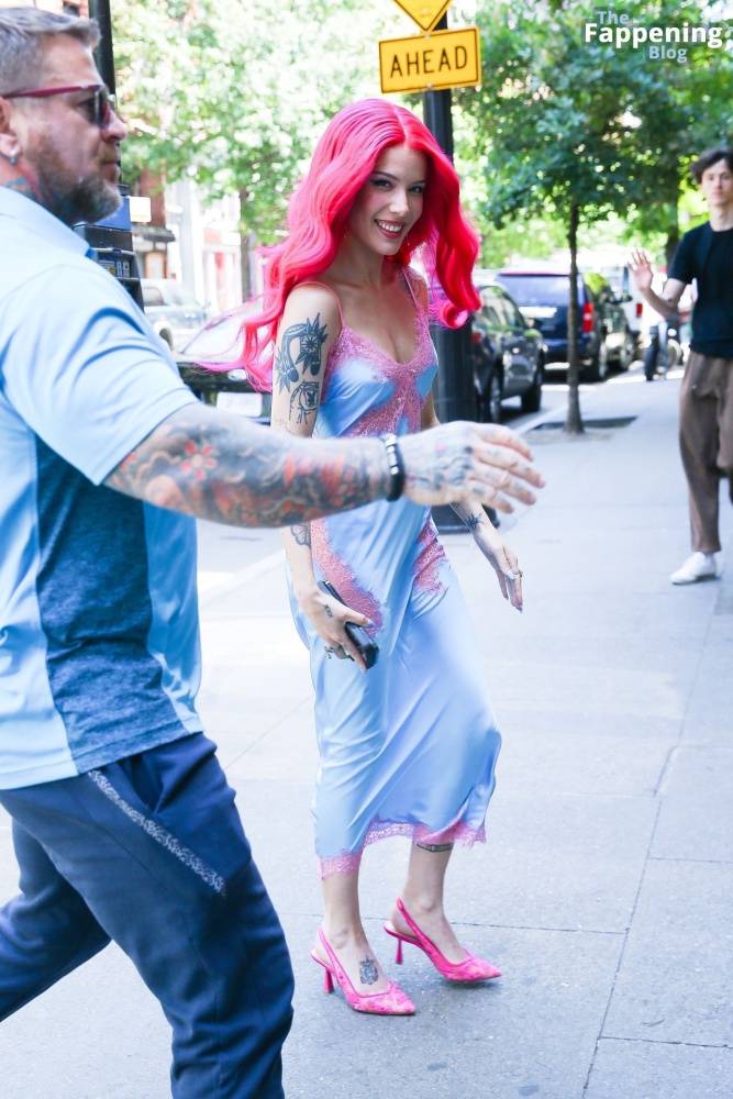 Halsey Heads to a Recording Studio in NYC (20 Photos) - #16