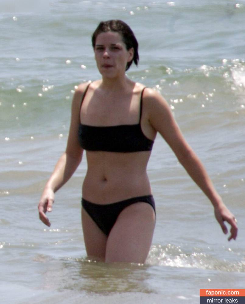 Neve Campbell aka nevecampbell Nude Leaks - #4