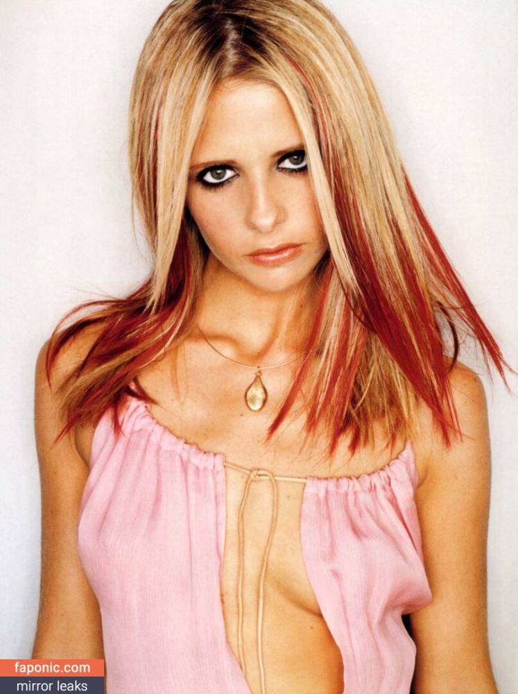 Sarah Michelle Gellar aka sarahmgellar Nude Leaks - #7