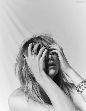 Suki Waterhouse / sukiwaterhouse Nude Leaks - Fapello - #25