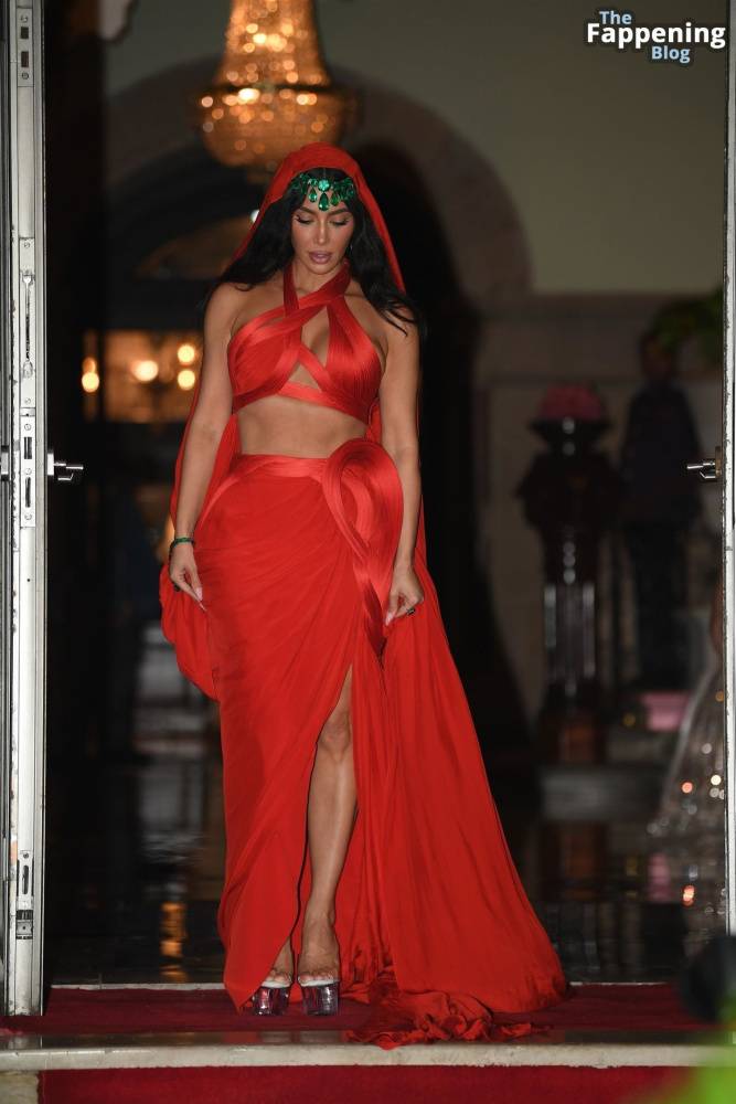 Kim Kardashian Stuns in a Red Dress in Mumbai (33 Photos) - #25