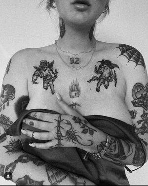 / Goth Queen / lil__ked / lil_ked Nude Leaks - #27