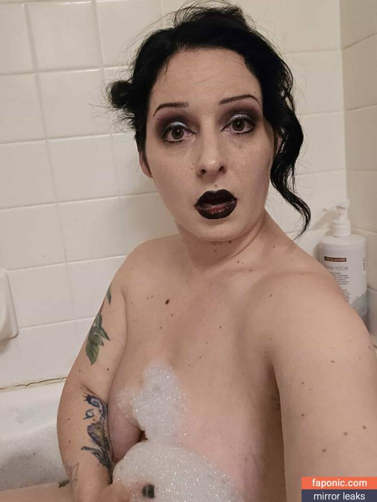 goth-goddess-thea aka https: aka the_goddess_thea Nude Leaks OnlyFans - #1