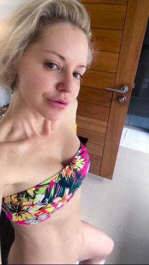 Stephanie Waring / steph_waring / stephwaring Nude Leaks - Fapello - #2