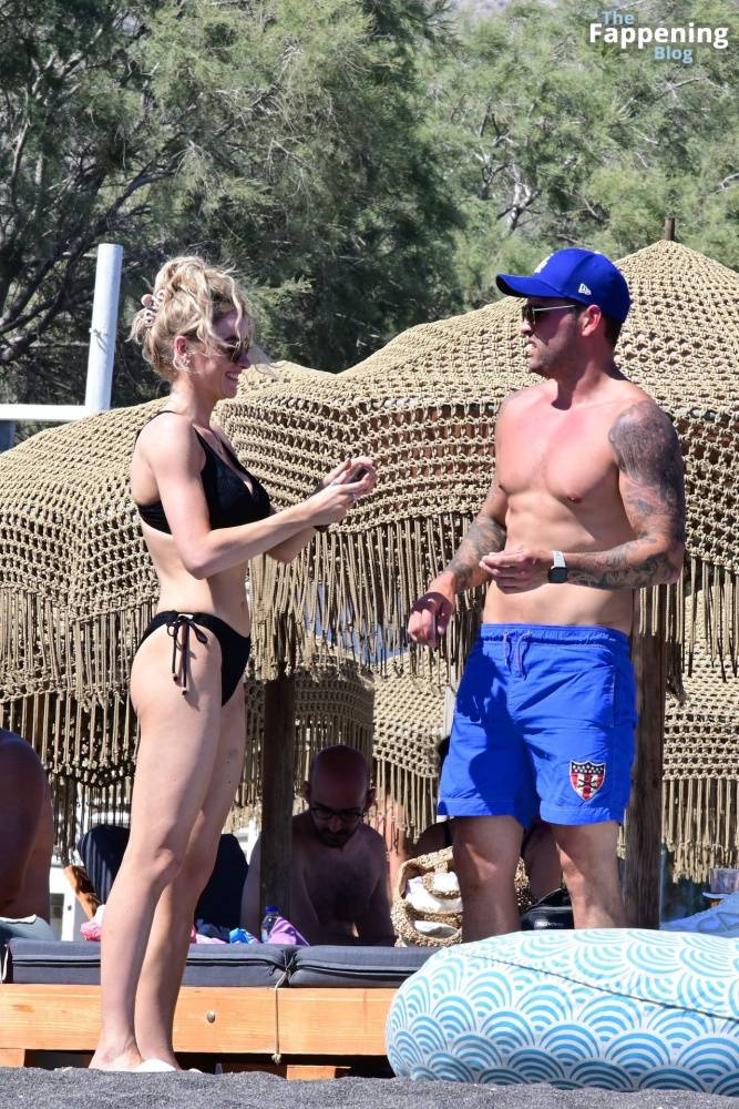 Katie McGlynn Stuns in a Black Bikini as She Hits the Beach in Santorini (29 Photos) - #14