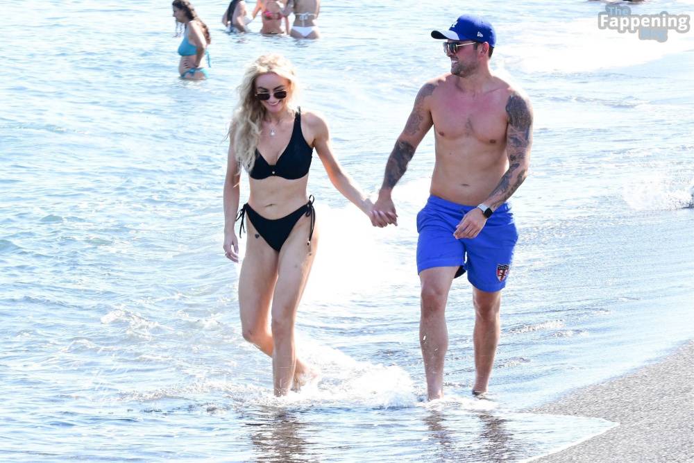 Katie McGlynn Stuns in a Black Bikini as She Hits the Beach in Santorini (29 Photos) - #27