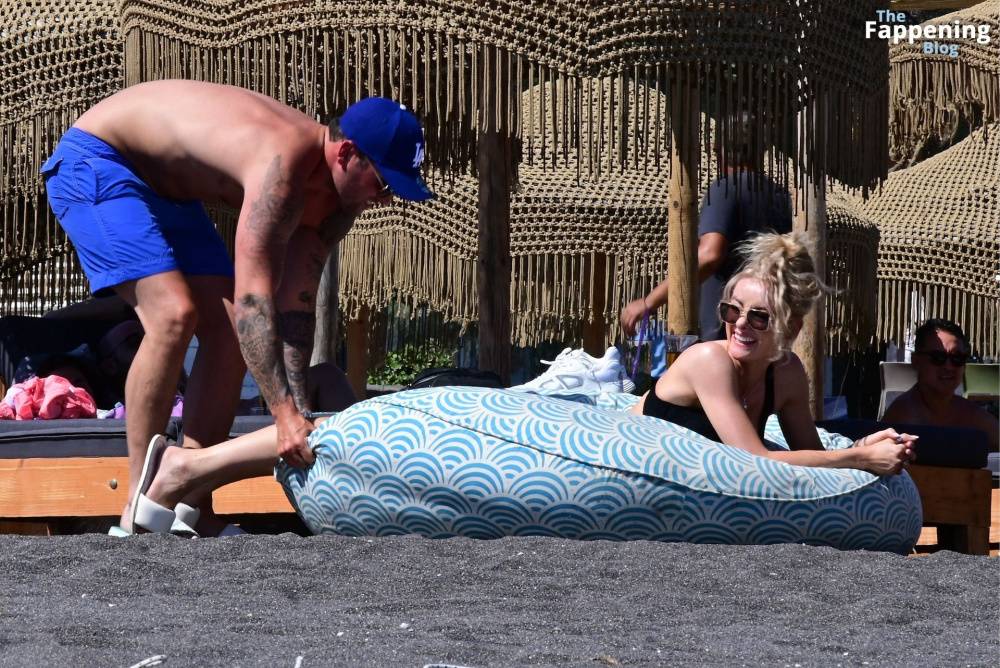 Katie McGlynn Stuns in a Black Bikini as She Hits the Beach in Santorini (29 Photos) - #10