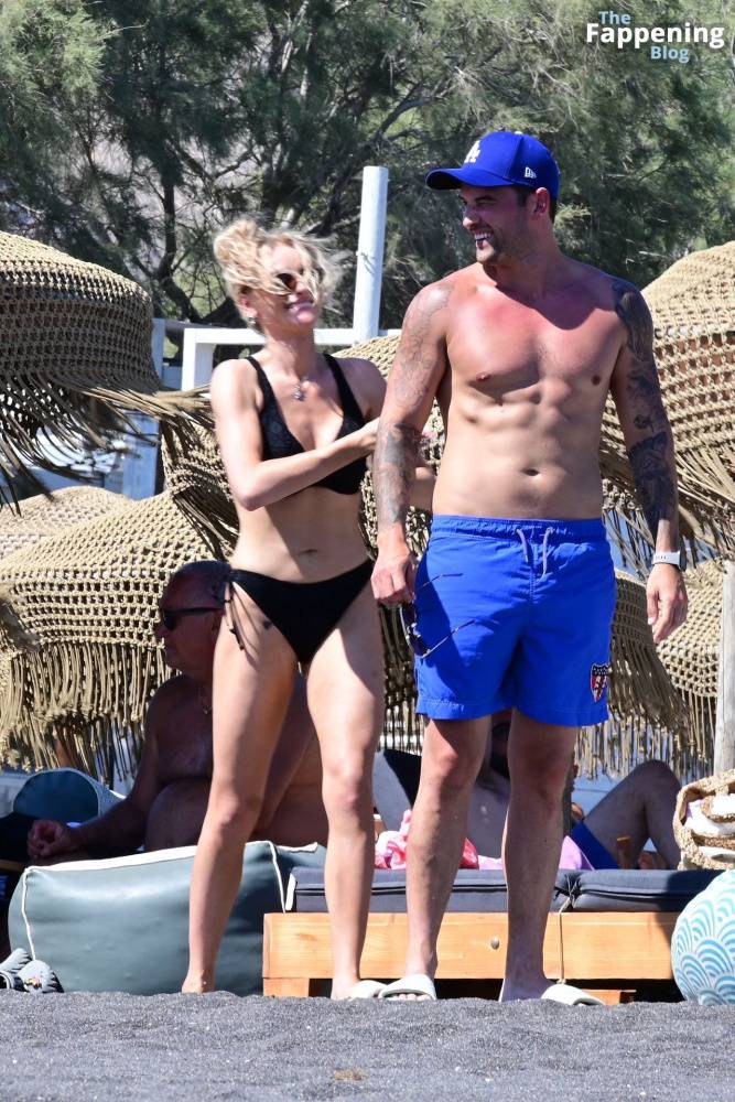 Katie McGlynn Stuns in a Black Bikini as She Hits the Beach in Santorini (29 Photos) - #17