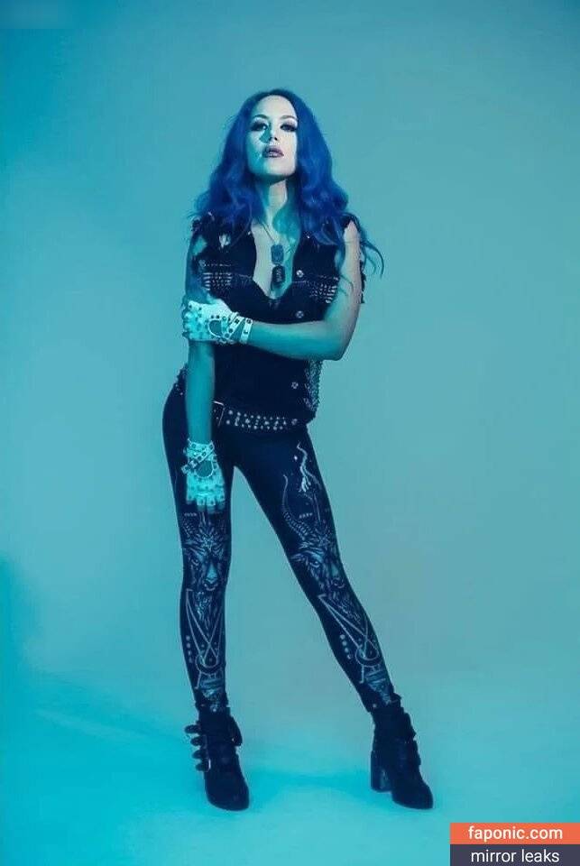 Alissa White-Gluz aka AlissaWhiteGluz Nude Leaks Patreon - #4