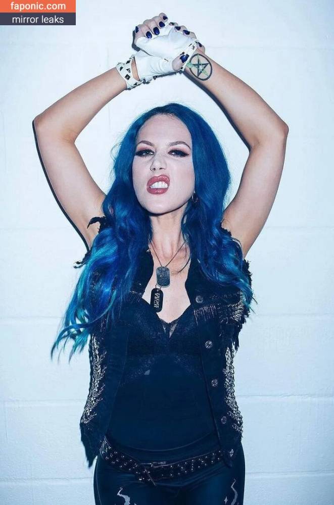 Alissa White-Gluz aka AlissaWhiteGluz Nude Leaks Patreon - #1