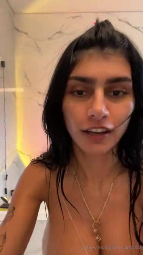 Mia Khalifa Nude Shower Livestream OnlyFans Video Leaked - #11