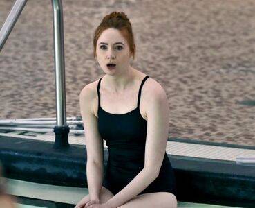 Karen Gillan / karengillan Nude Leaks - Fapello - #19