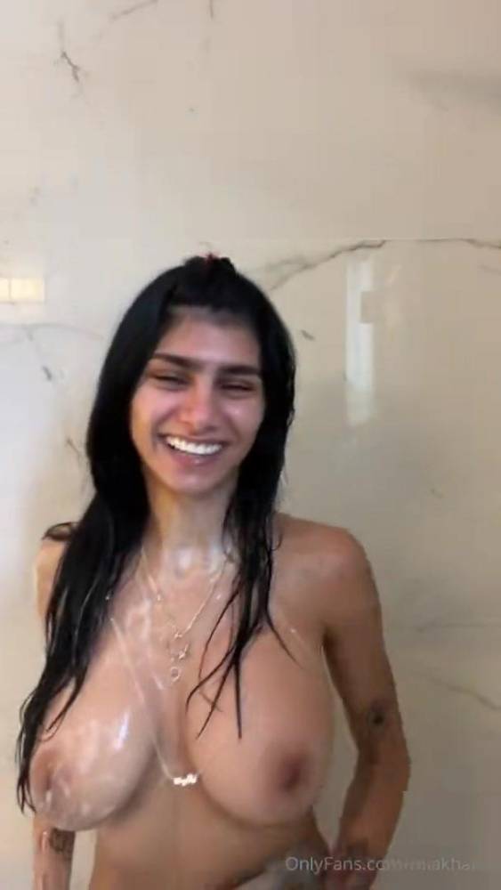 Mia Khalifa Nude Shower Livestream OnlyFans Video Leaked - #4