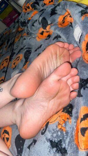 Feetiecutie / Kayla Lavigne / footiecutie Nude Leaks - #27