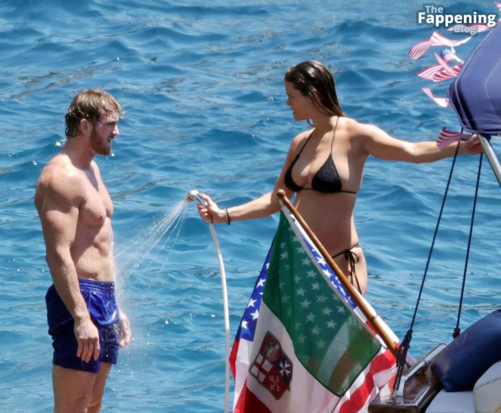 Nina Agdal & Logan Paul Celebrate July the 4th Independence Day in Capri (45 Photos) - #20