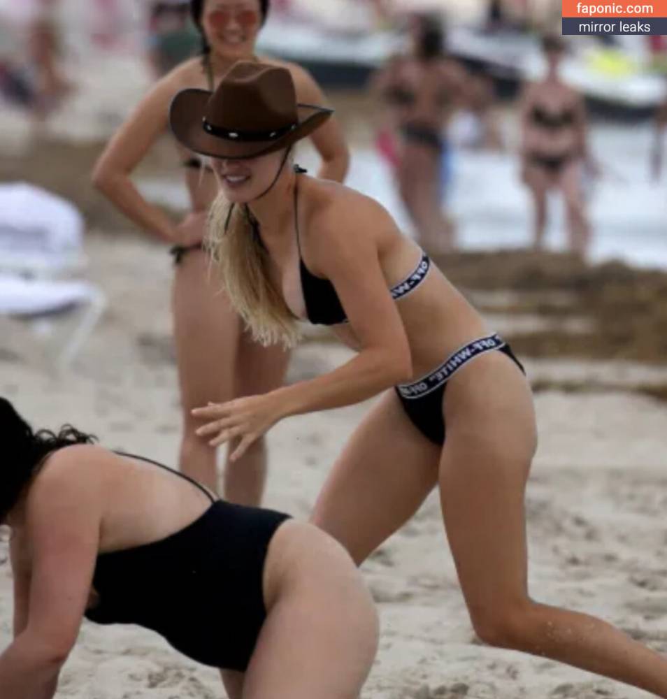 Eugenie Bouchard aka Genie aka geniebouchard Nude Leaks - #9