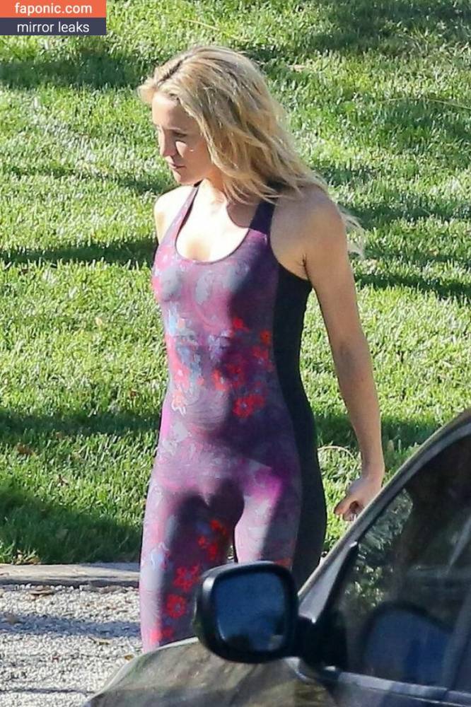 Kate Hudson aka katehudson Nude Leaks - #19