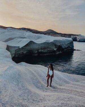 earthtravelstories / lorenasoleil / earthtravelstories Nude Leaks - Fapello - #3