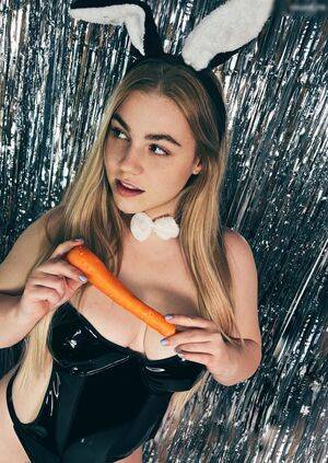 Emmadizzy / Emmadizzy / Emma_arty / emma.arty / emma_arty Nude Leaks Patreon - Fapello - #5