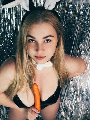 Emmadizzy / Emmadizzy / Emma_arty / emma.arty / emma_arty Nude Leaks Patreon - Fapello - #6