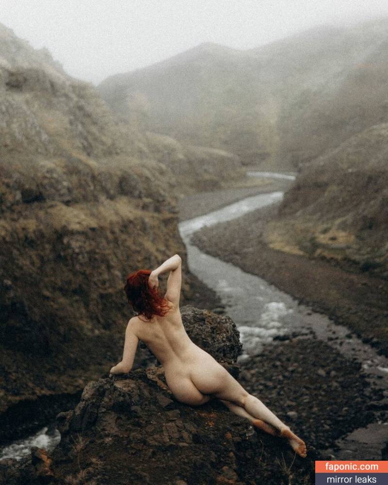 Icelandic Selkie aka icelandicselkie aka realmofhel.free Nude Leaks OnlyFans/Patreon - #1