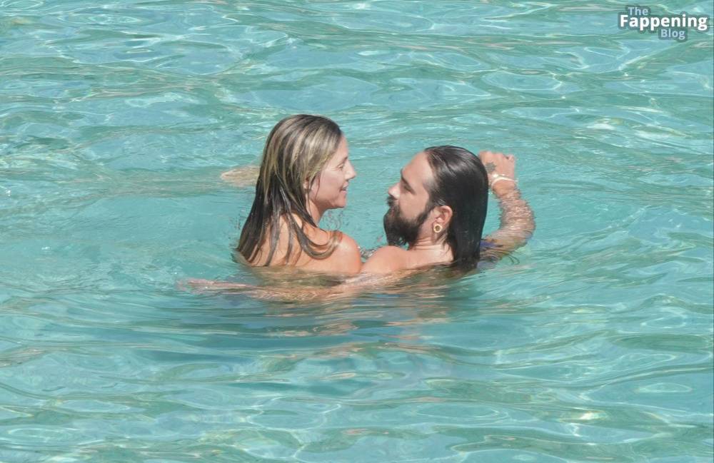 Heidi Klum Enjoys a Blissful Beach Getaway in St. Barts with Her Boyfriend (66 Nude Photos) - #2