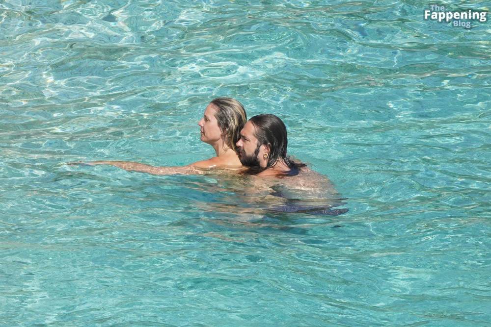 Heidi Klum Enjoys a Blissful Beach Getaway in St. Barts with Her Boyfriend (66 Nude Photos) - #16