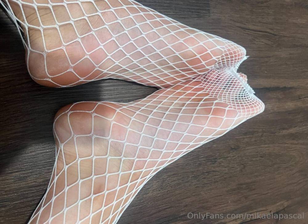 Mikaela Pascal Feet Fishnet Stockings PPV Onlyfans Set Leaked - #4