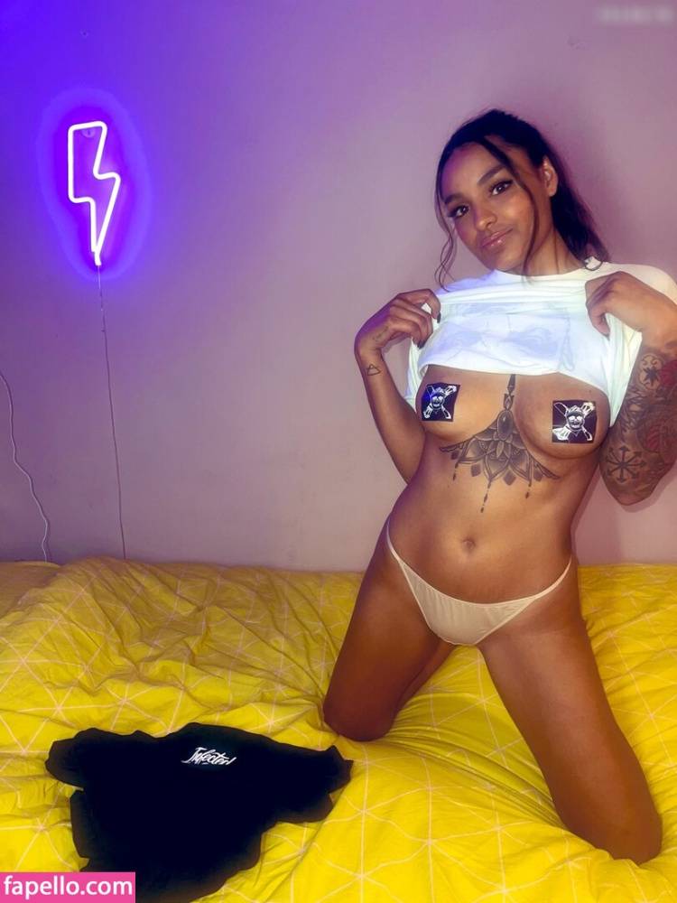 Badgirlxkaira / badgirlxkaira Nude Leaks OnlyFans - TheFap - #20