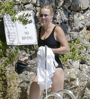 CaroWozniacki / Caroline Wozniacki Nude Leaks - Fapello - #4