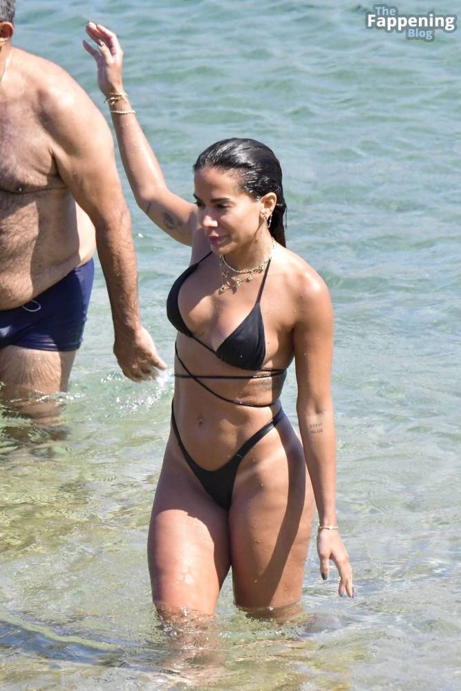 Anitta Enjoys the Hot Summer Sun as She Raised a Few Temperatures Out in Mykonos Island (69 Photos) - #14